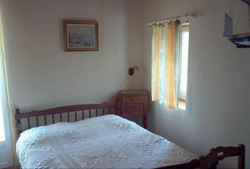 D'hotes La Forterie Oda ve Kahvaltı 3*